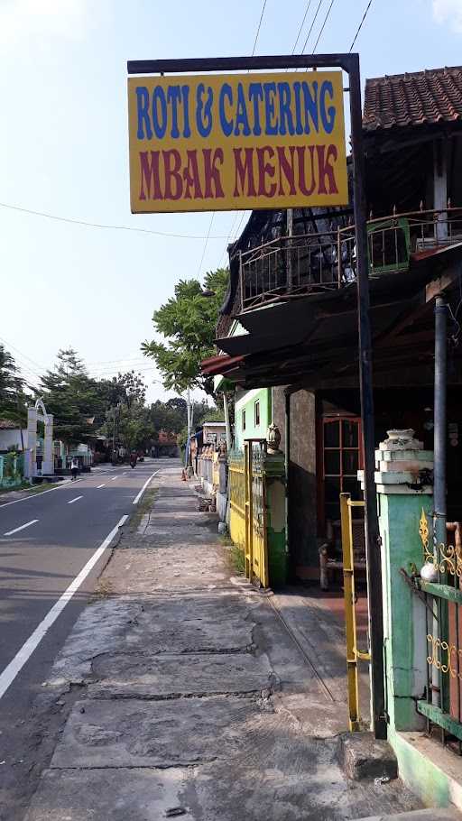 Kios Roti Ibu Menuk 10