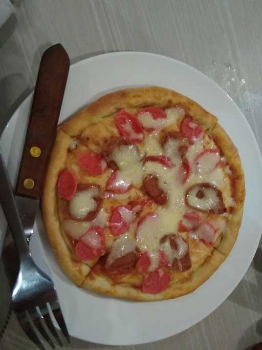 Home'S Pizza 7