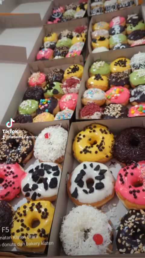 Omah Donuts Dan Bakery Klaten 8