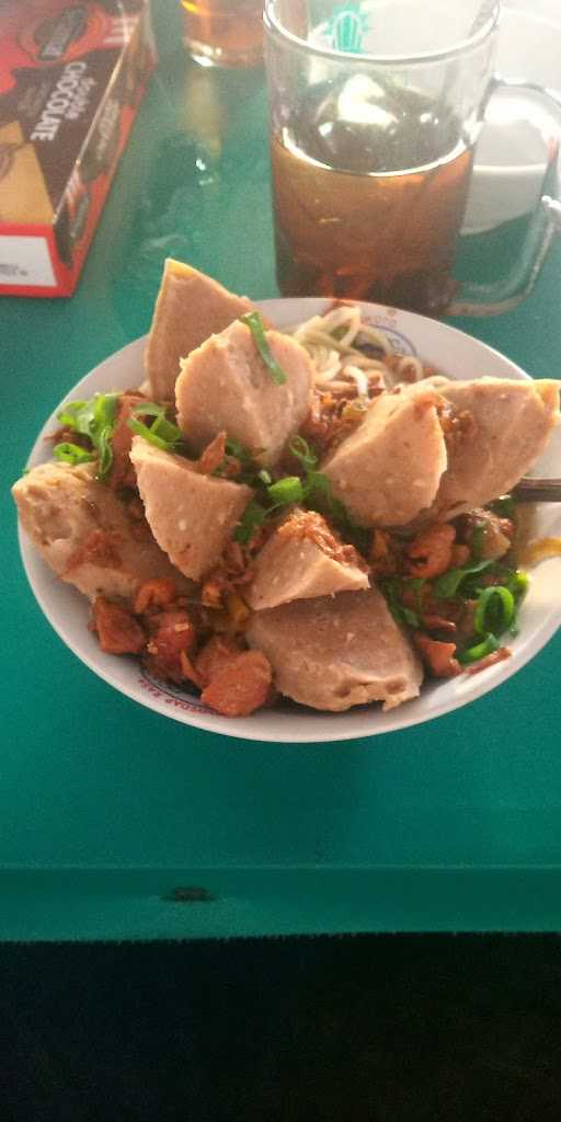 Laredo Mie Ayam Bakso 9