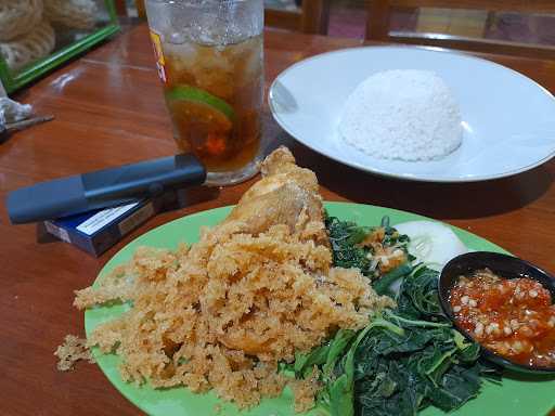 Soto Ayam & Ayam Goreng Kampung Mas Kus 7