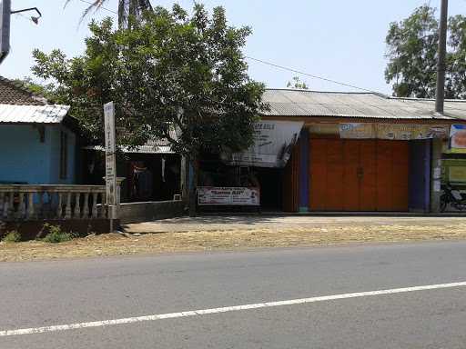 Warung Makan Larasati 10