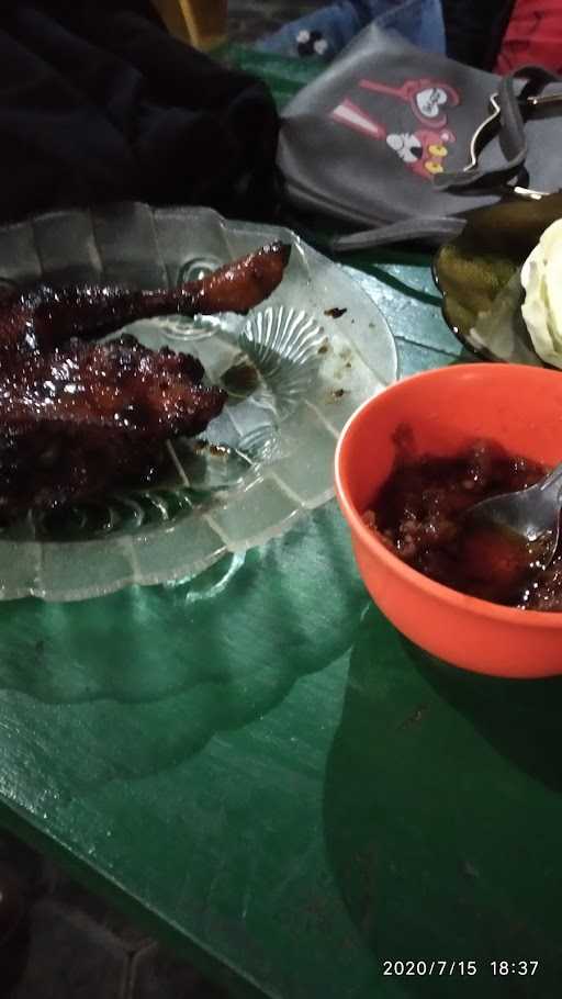 Ayam Bakar Maschot 1