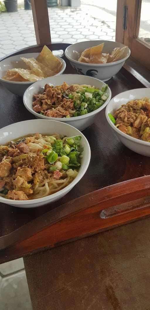 Mie Ayam Kencana 1