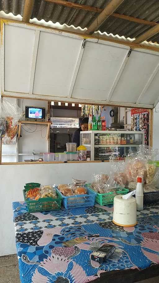 Warung Lotek Bu Eti 9