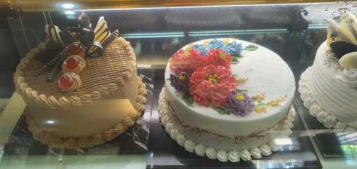 Ratna Cake & Bakery 8