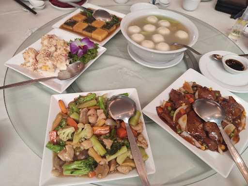 New Hongkong Restaurant 2