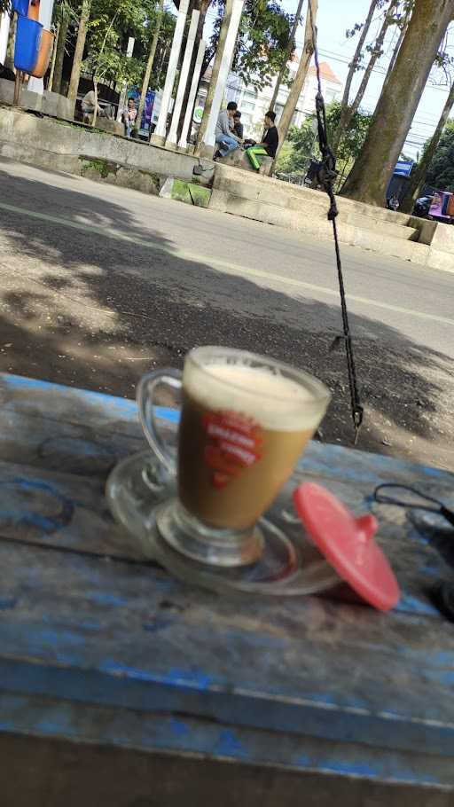 Warung Kopi Pak Jumain 1