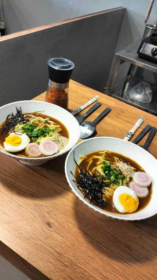 Kari Ramen Kayutangan 10