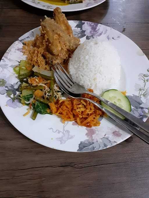 Ayam Lodho Kaliurang Resto 8