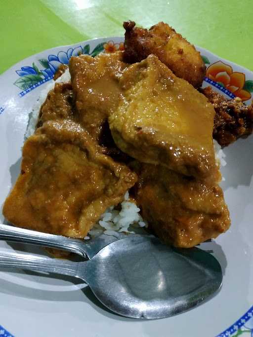 Ayam Panggang Mbak Sri Ono D / H (Nyik Sun) Kayutangan 9