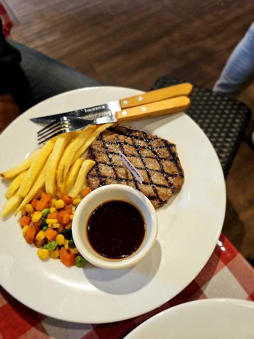 Cowcow Steak - Foodcourt Mog 6