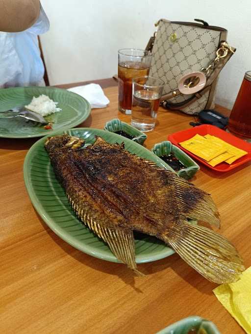 Ikan Bakar Cianjur 4