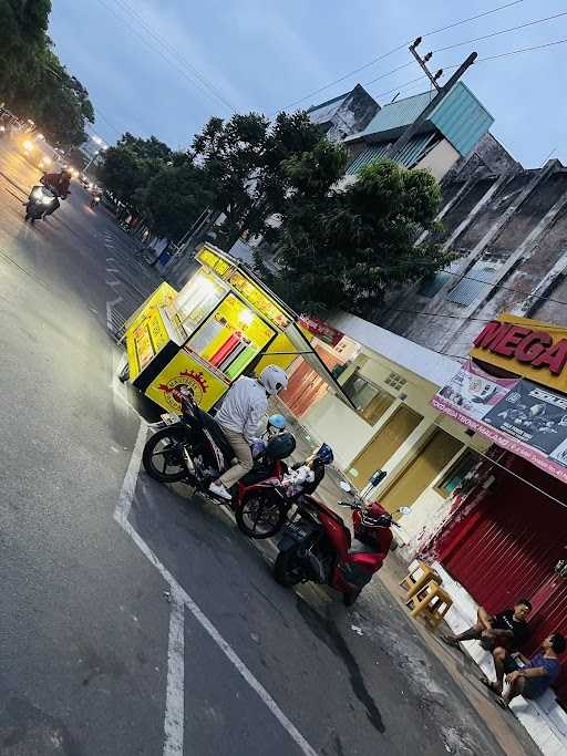 Martabak Tugu (Gopal) 4