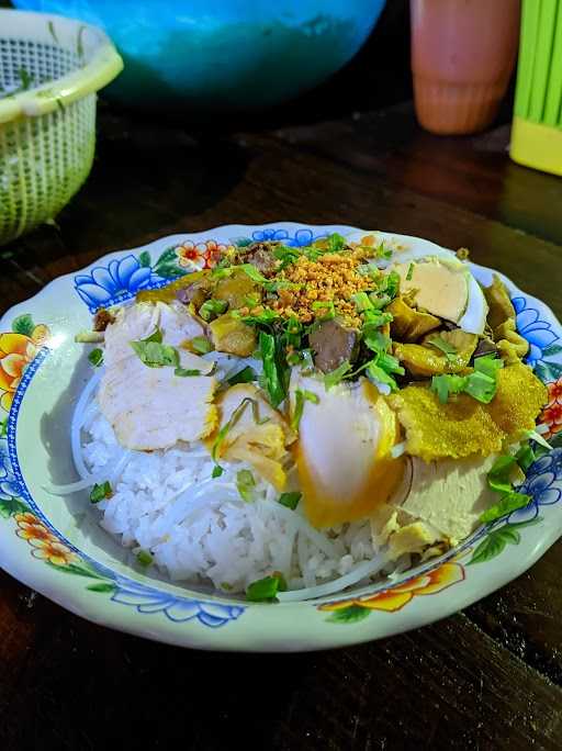 Soto Ayam Lamongan Tanjung Restaurant 10