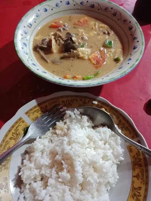 Tiga Saudara, Sop Kaki Kambing 4