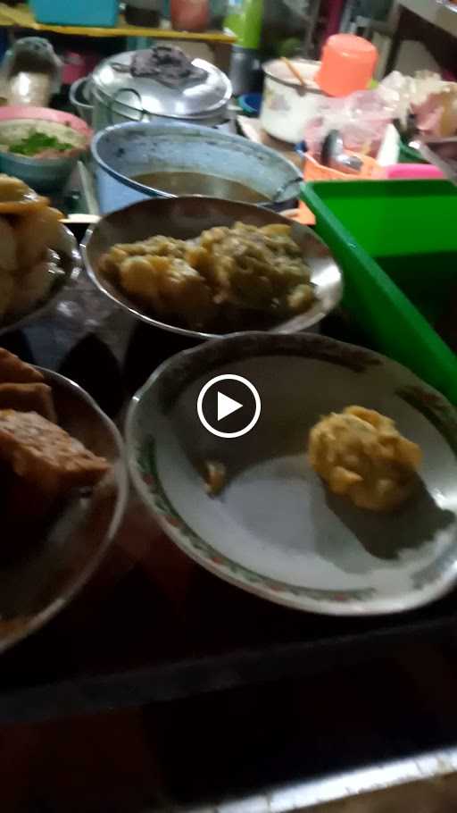 Warung Malam Pak Gatot 3