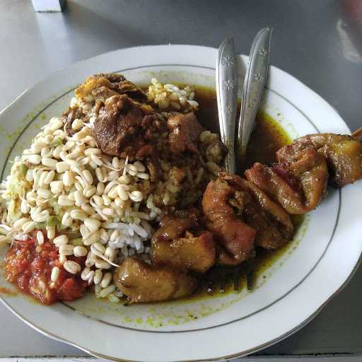 Warung Nasi Soto Gule Rawon Sawahan 4