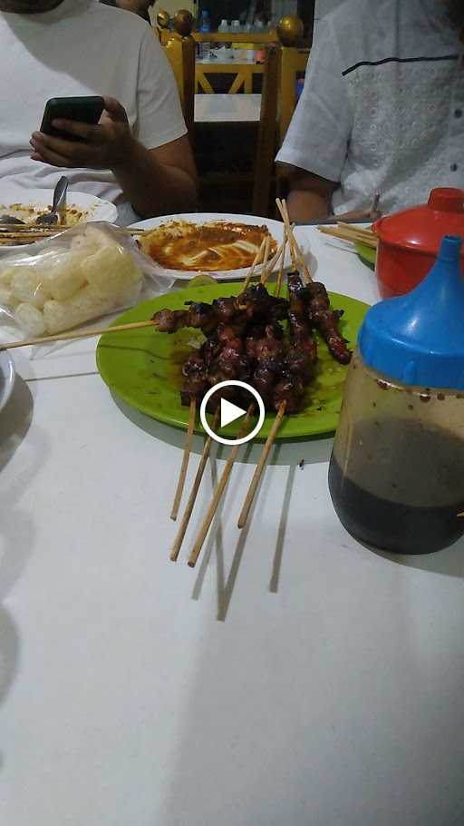 Warung Sate & Gule Kambing Bang Saleh 5