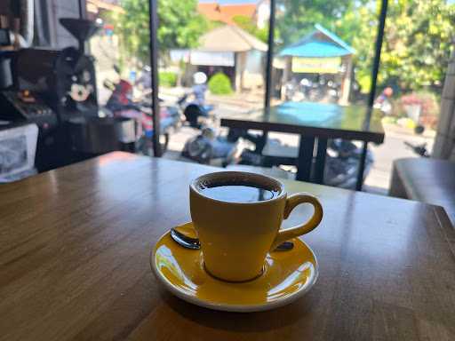 Papilas Coffee & Roastery - Klungkung 6