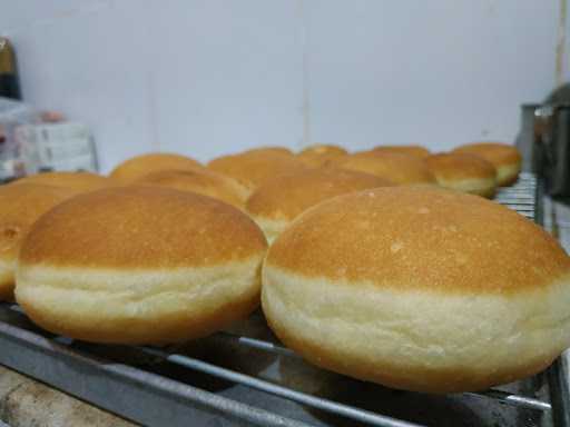 Donat Moody Klungkung 10