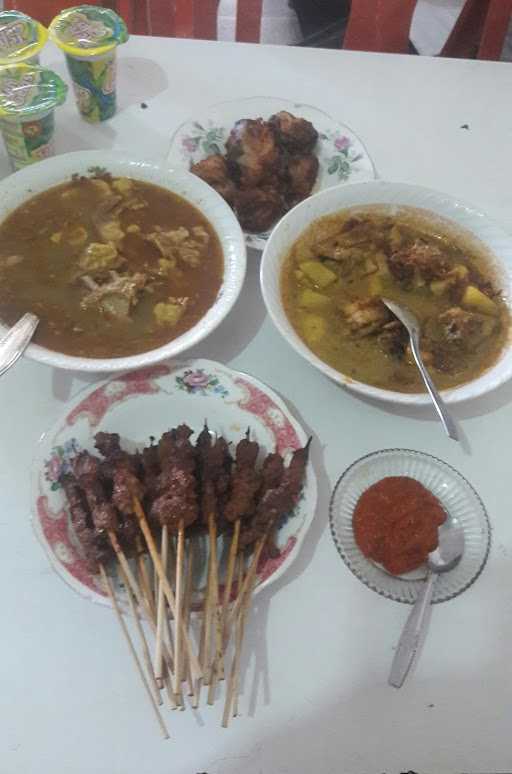 Rumah Makan Sederhana 3