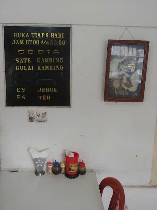 Rumah Makan Sederhana 9