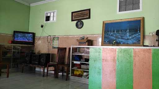 Warung Muslim Sederhana 8