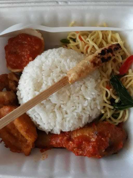 Warung Nasi Campur Dan LalapanIbu Yuli 3