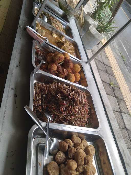 Warung Nasi Campur Dan LalapanIbu Yuli 2