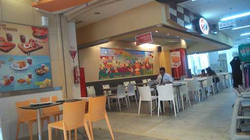 A&W Restaurant - Koja Trade Mall 6