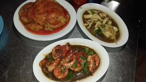 Bakmi & Seafood 99 5