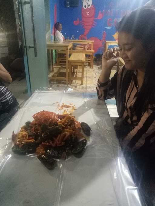 Kepiting Ngampar Wbm (Warung Bang Mus) 4