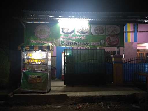 Pempek Adelia Asli Palembang 2