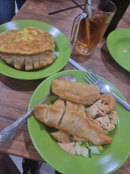 Pempek Garuda Kelapa Gading 1