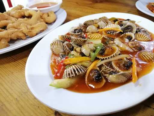 Rm. Cendrawasih Seafood 1