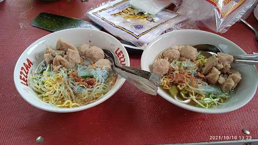 Kedai Bakso Putra Denis 1