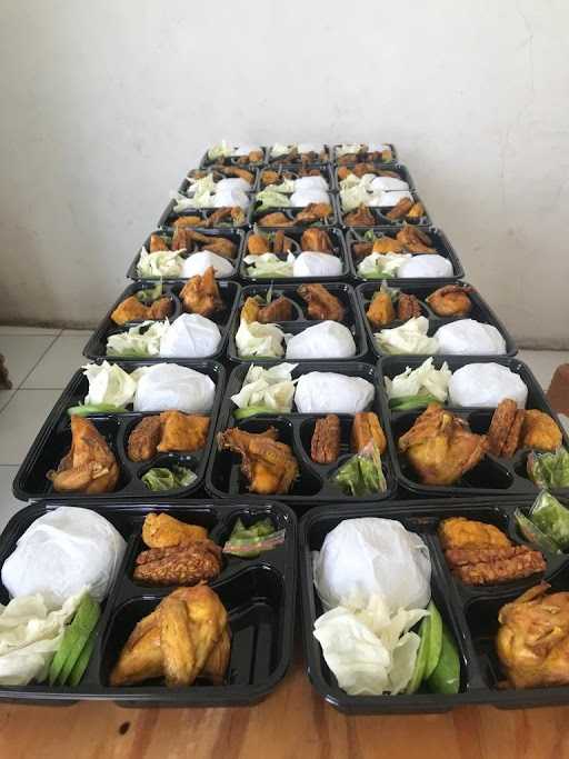 Kaldera Ayam Penyet Sambal Hijau Soup & Soto 1