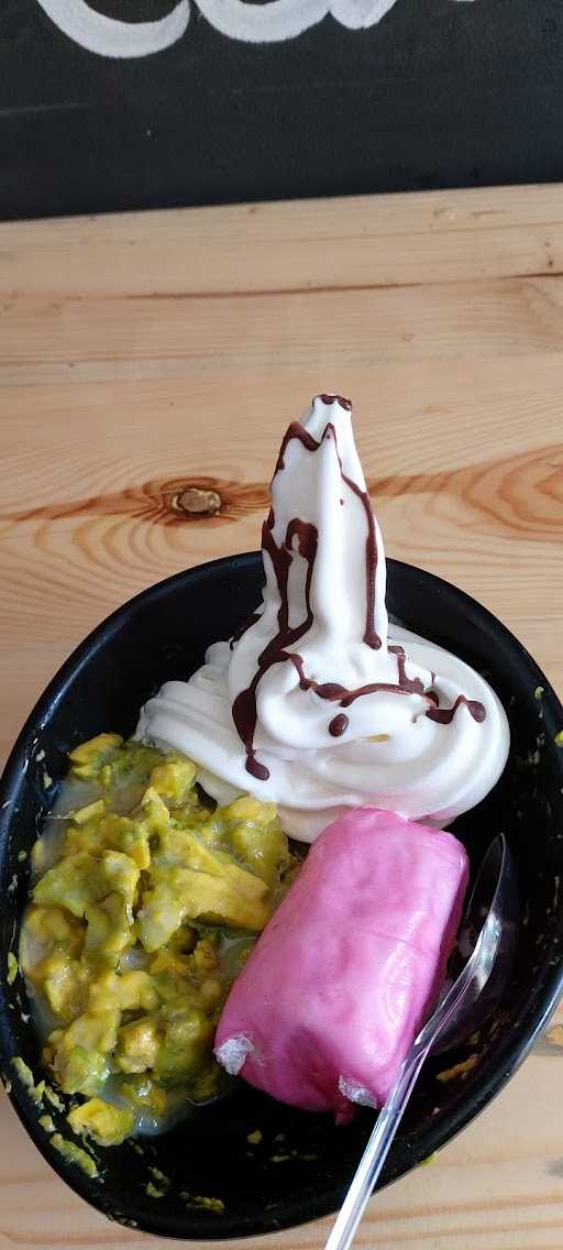 Kedai Es Krim Batavia 2