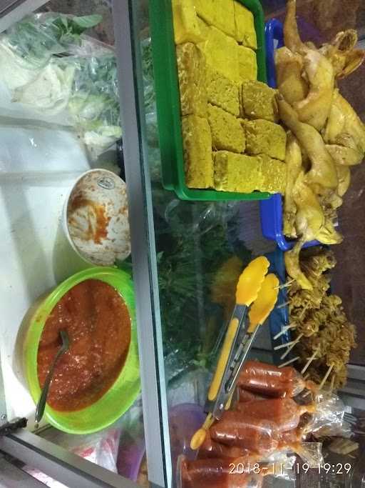 Nasi Uduk Ibu Warti 1