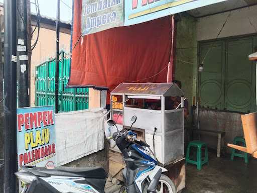 Pempek Plaju Palembang 4