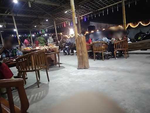 Saung Kamal 5