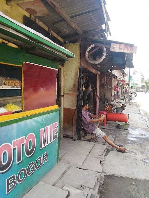 Soto Mie Bogor Babeh Madhasan 6