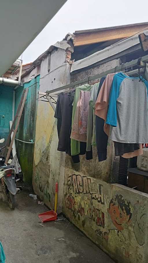 Warung Nasi Uduk Po Yuli 3