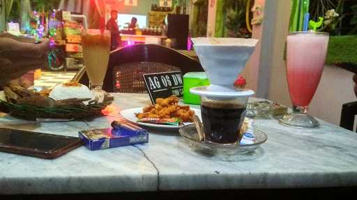 D'Wif Cafe 9