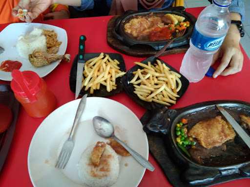 Rocket Chicken Kediri Joyoboyo 5