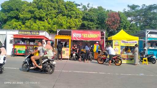 Soto Stadion Kendal 8