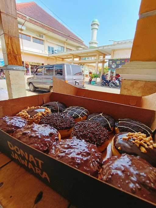 Donat Jawara 3