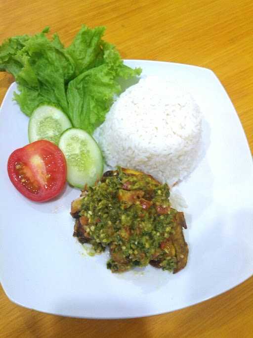 Ayam Penyet Cabe Ijo 5