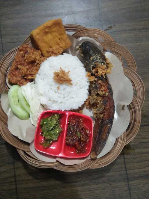 Ayam Penyet Sambal Ijo Mas Narto 2